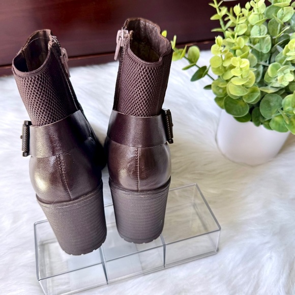 Nicole Reiny Dark Dune Leather Ankle Bootie with Block Heel Size 7.5 - Picture 8 of 12